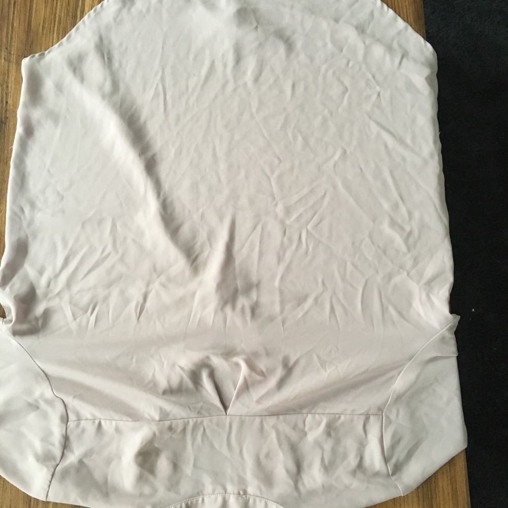 LUSH BLOUSE - Picture 3 of 4